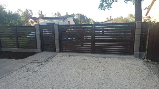 Horizontālie koka žogi — 43