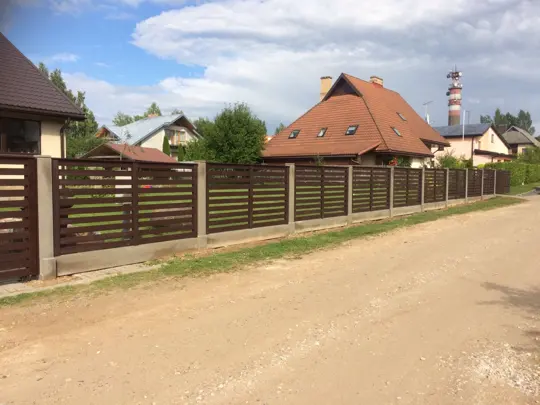 Horizontālie koka žogi — 69