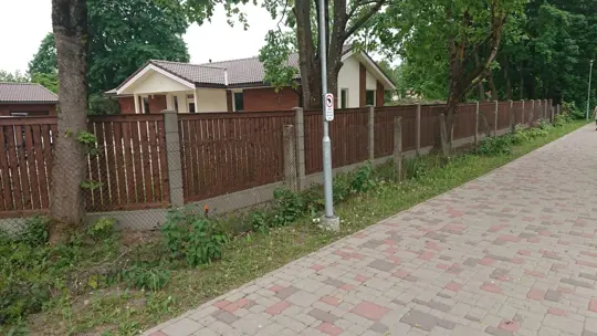 Vertikālie koka žogi — 15