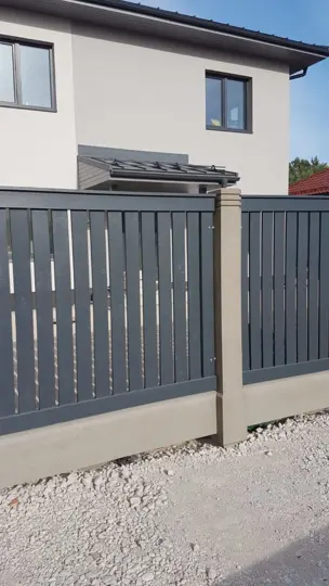 Vertikālie koka žogi — 30