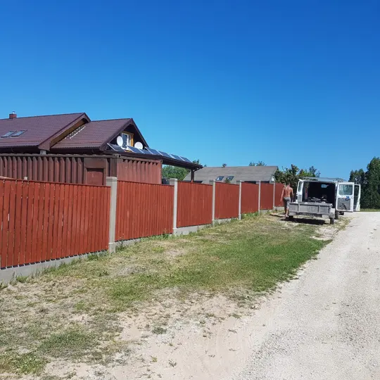 Vertikālie koka žogi — 32