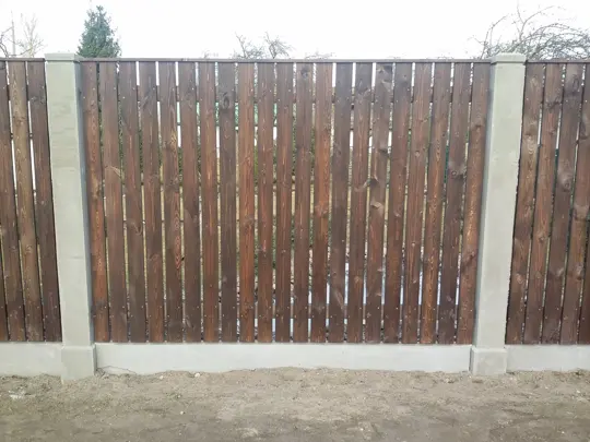 Vertikālie koka žogi — 65