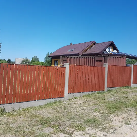 Vertikālie koka žogi — 119
