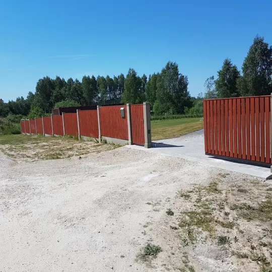 Vertikālie koka žogi — 120